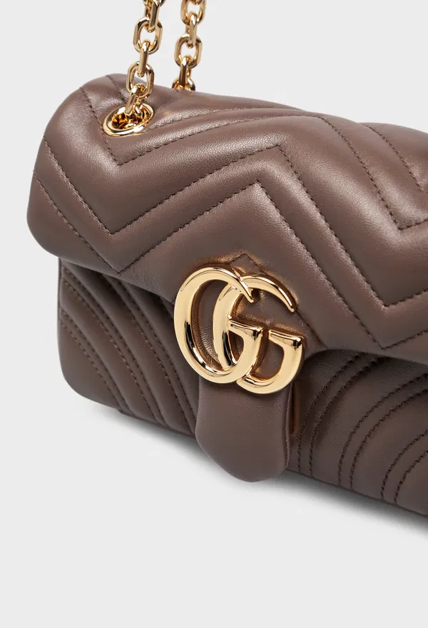 Кожаная сумка GG MARMONT SMALL SHOULDER Gucci 837280 226/0A3 фото