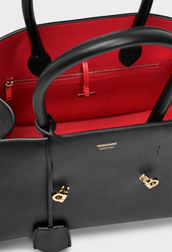Шкіряна сумка HUG FERRAGAMO 215608 226/0A2 фото