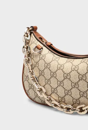 Сумка GG EMBLEM Gucci 847447 126/0F3 фото