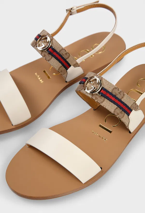 Кожаные сандали INTERLOCKING GG Gucci 832447 225/0AE в Украине