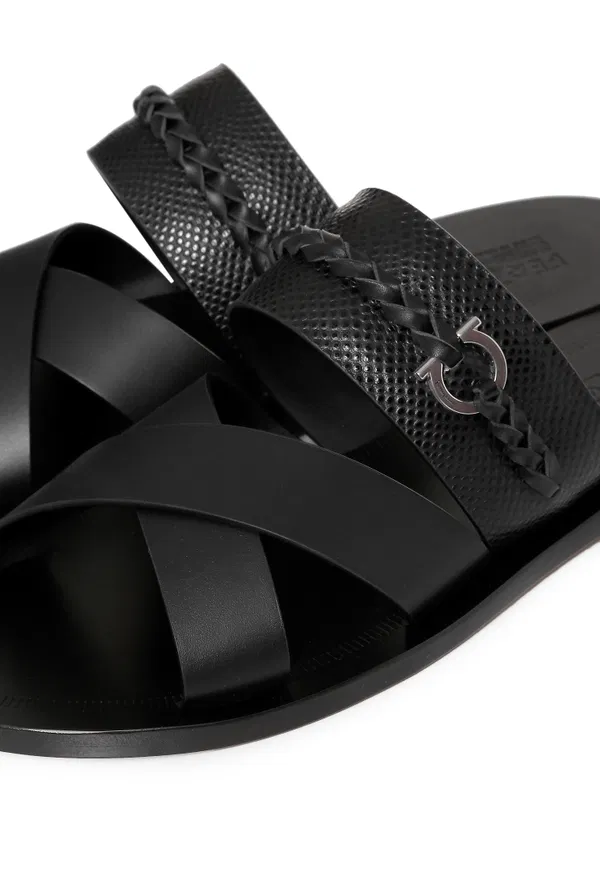 Кожаные шлепанцы FERRAGAMO 021099 123/0A2 оригинал