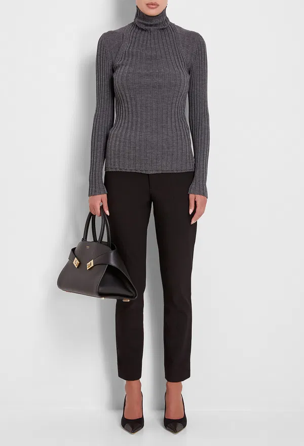 Шерстяной гольф FERRAGAMO 112770 224/9HX Купить