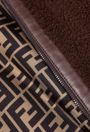 Куртка Fendi JUA125 122/93c в Україні