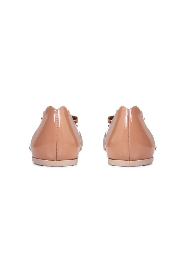 Шкіряні балетки FERRAGAMO 810248 220/26 в Україні