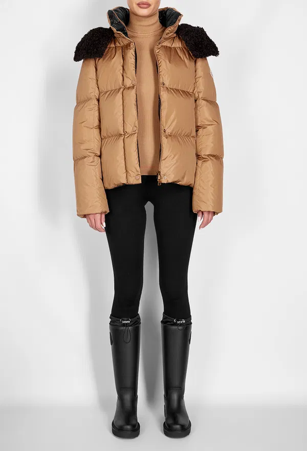 Пуховик Moncler K20931A00150 225/9F6 Купить