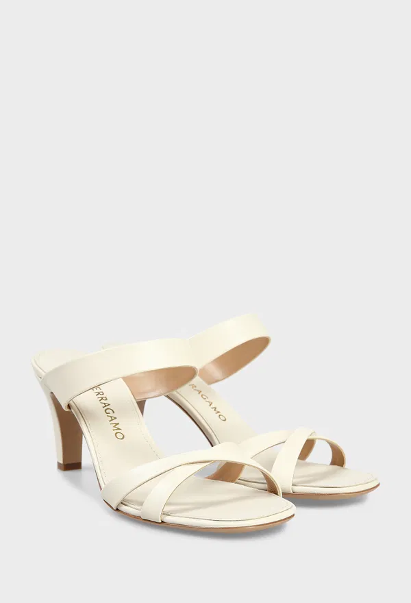 Шкіряні босоніжки TAMI 70 FERRAGAMO 01L205 126/0AE Ціна
