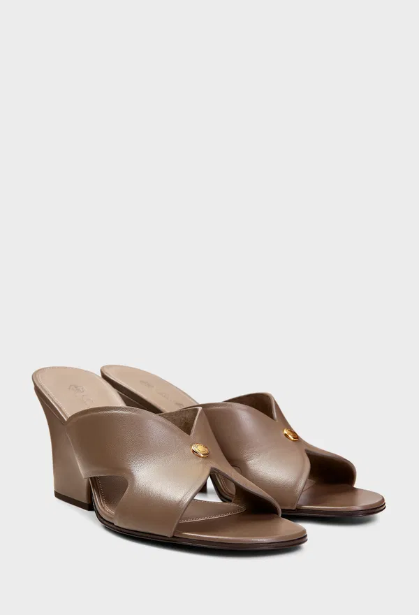 Кожаные босоножки VERA HEELED Loro Piana FSW0353 126/0A7 Цена