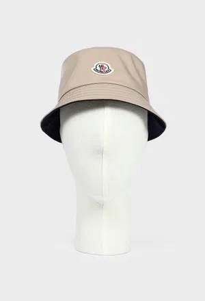 Двусторонняя панама Moncler L10933B00022 126/9G6 Цена