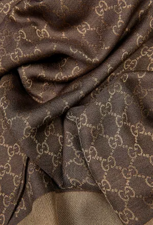 Жіноча шовкова коричнева шаль Gucci 855539 126/9C3 в Україні