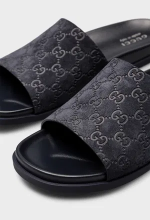 Шкіряні шльопанці  Gucci 834941 125/0CQ в Україні