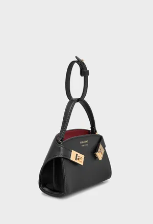 Кожаный брелок FERRAGAMO 221144 226/0A2 Цена