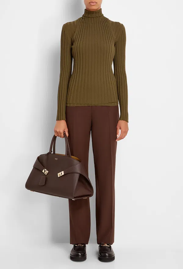 Шерстяной гольф FERRAGAMO 112770 224/9DH Купить